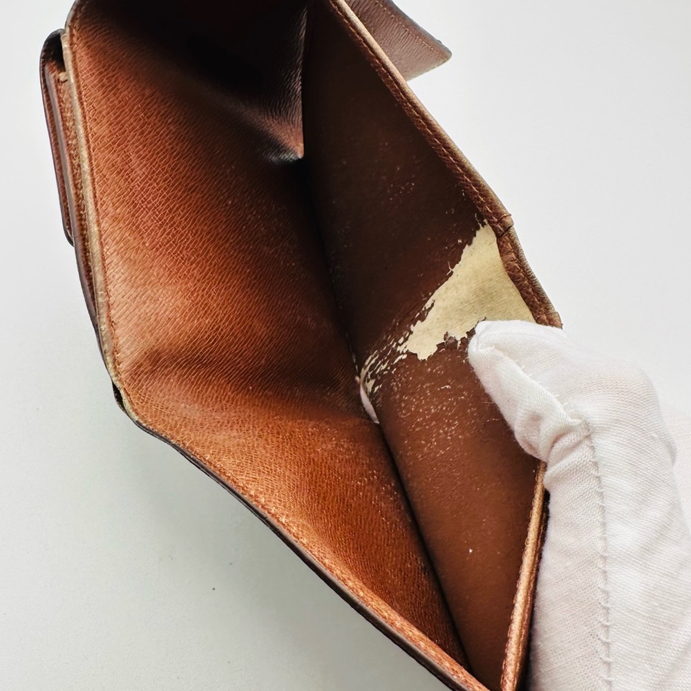 Louis Vuitton Compact Monogram Wallet - Picture 6 of 9